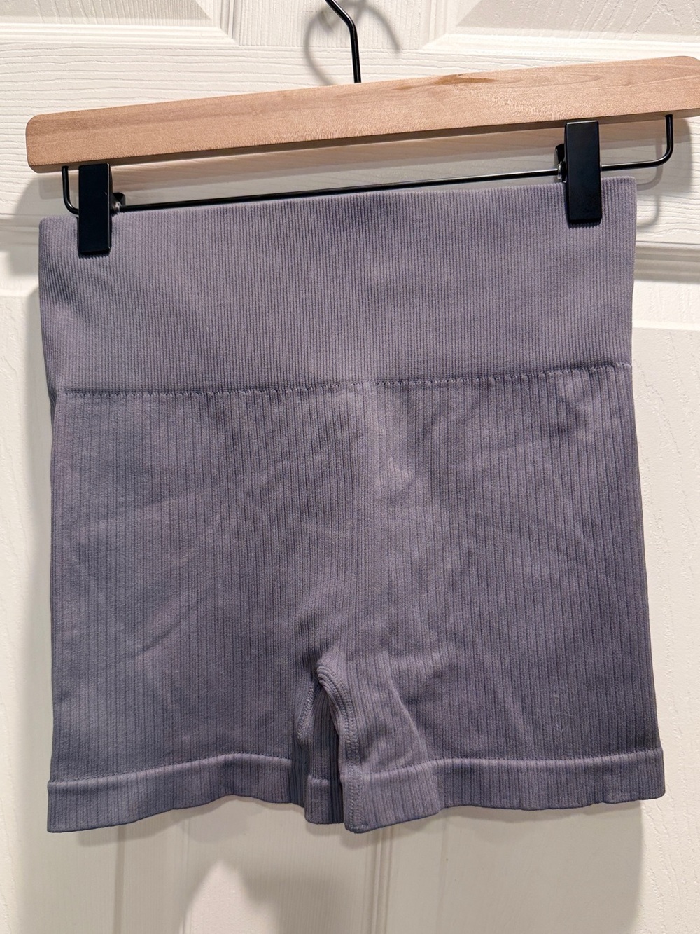 OQQ Gray Seamless Ribbed Bike Shorts High Waisted Yoga Gym Workout Size Medium - Picture 5 of 6